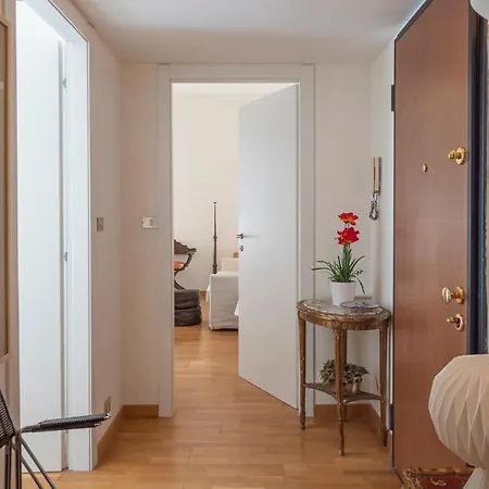 Daire Luxury Flat Between Navigli And Duomo - Sambuco Milano
