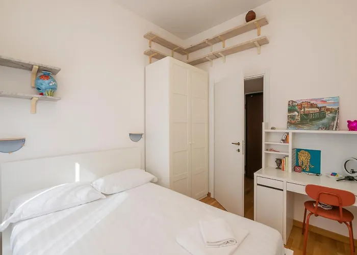 Luxury Flat Between Navigli And Duomo - Sambuco Apartment