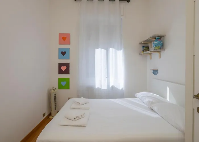 Apartment Luxury Flat Between Navigli And Duomo - Sambuco