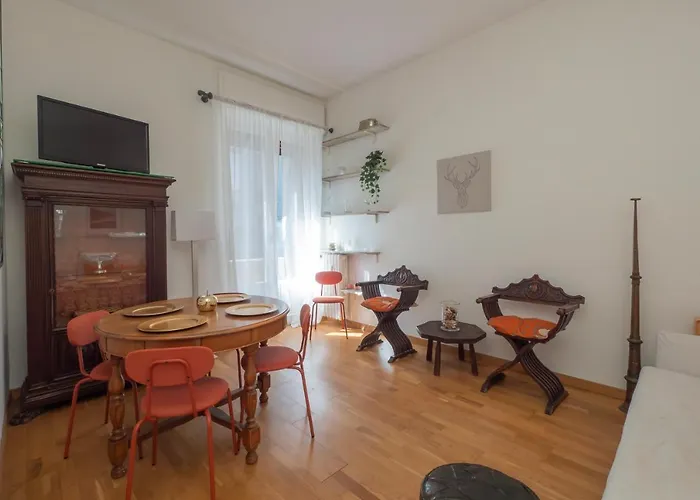 Luxury Flat Between Navigli And Duomo - Sambuco Apartment